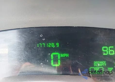 2004 Mercury Grand Marquis Ls z USA, uszkodzony, nr VIN 2MEHM75W24X611540